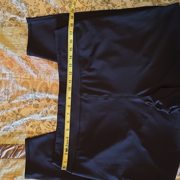 Leggings - Picture 2 of 3